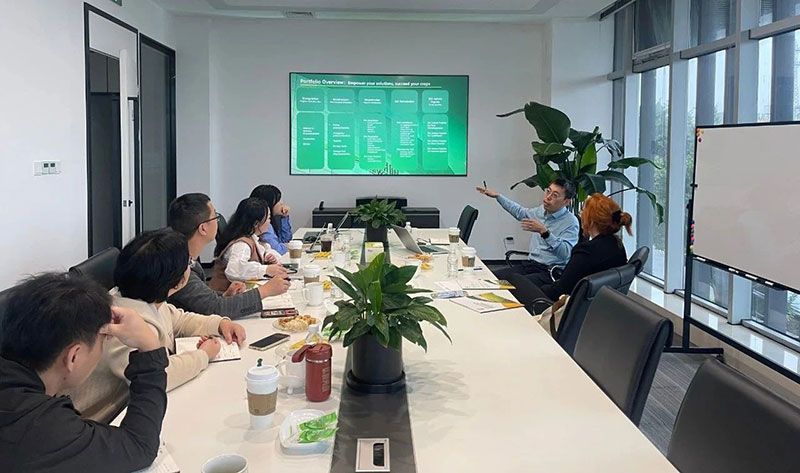 巴西國家植物保護產品協會專家訪問新朝陽，共探生物農業合作新機遇